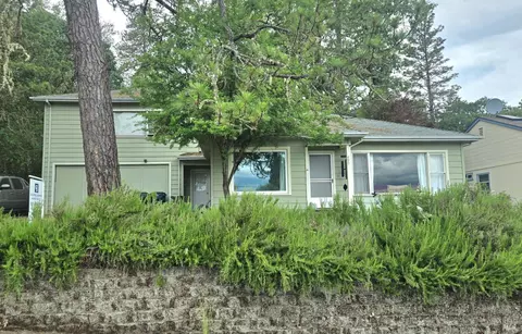 490 North St, Willits, CA 95490