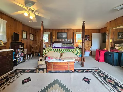 Bedroom - 490 North St, Willits, CA 95490 photo 1 of 2