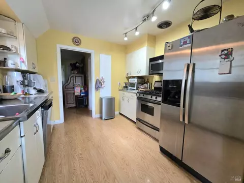 Kitchen - 490 North St, Willits, CA 95490 photo 2 of 3