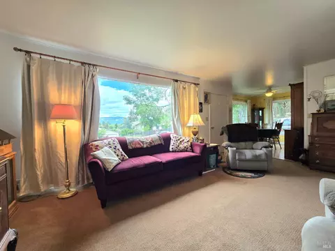 Living - 490 North St, Willits, CA 95490 photo 1 of 2
