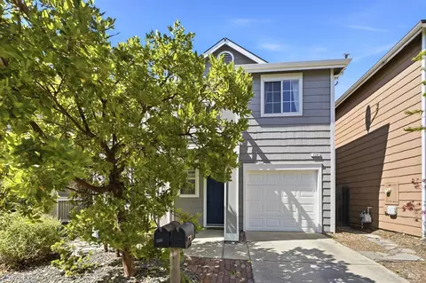 1121 Brighton View Cir, Petaluma, CA 94952