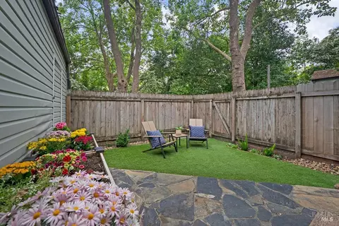 Exterior - 79 William St #D, Cotati, CA 94931 photo 5 of 9