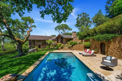 126 Winding Way, Ross, CA 94957