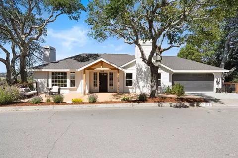 1218 Highland Dr, Novato, CA 94949