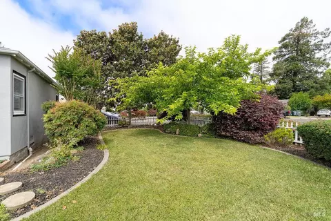 Exterior - 1117 Maple Ave, Vallejo, CA 94591 photo 3 of 9