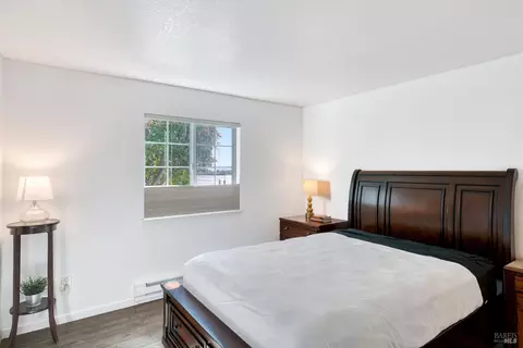 Bedroom - 107 Lighthouse Dr, Vallejo, CA 94590 photo 3 of 4