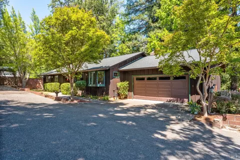 Exterior - 1122 W Standley St, Ukiah, CA 95482 photo 9 of 9
