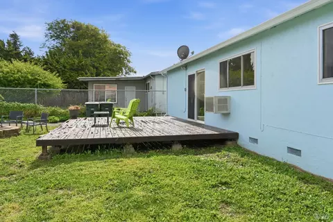 Exterior - 124 Ifland Way, Vallejo, CA 94589 photo 2 of 7