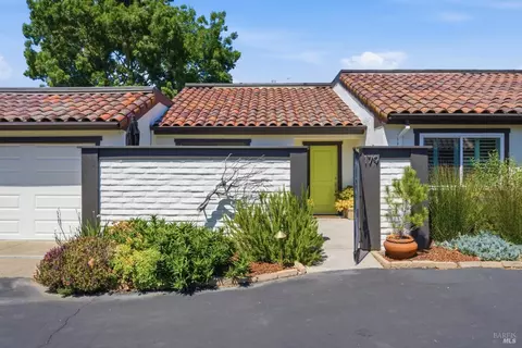 179 Vineyard Cir, Sonoma, CA 95476