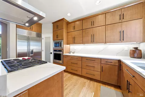 Kitchen - 950 Appleridge Pl, Fairfield, CA 94534 photo 4 of 15
