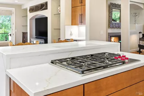 Kitchen - 950 Appleridge Pl, Fairfield, CA 94534 photo 9 of 15
