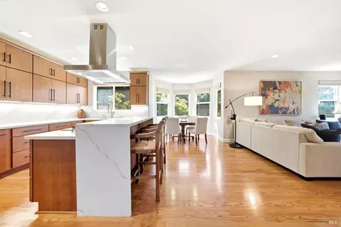 Kitchen - 950 Appleridge Pl, Fairfield, CA 94534 photo 7 of 15