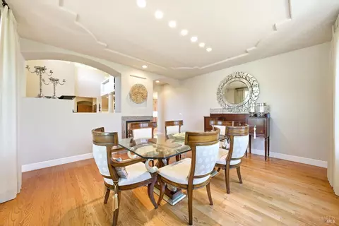 Dining - 950 Appleridge Pl, Fairfield, CA 94534 photo 4 of 7