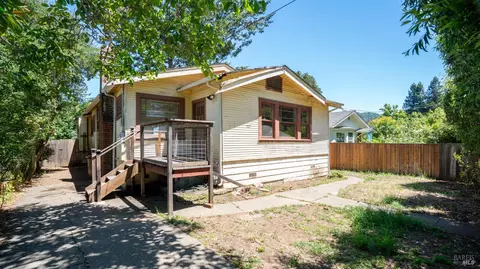 127 Manor Rd, Fairfax, CA 94930