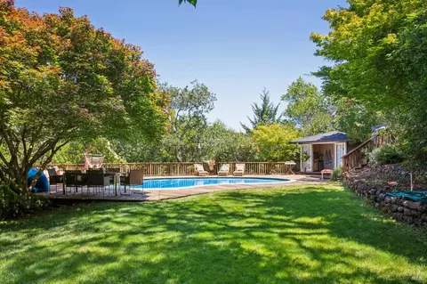 95 Westwood Dr, Kentfield, CA 94904