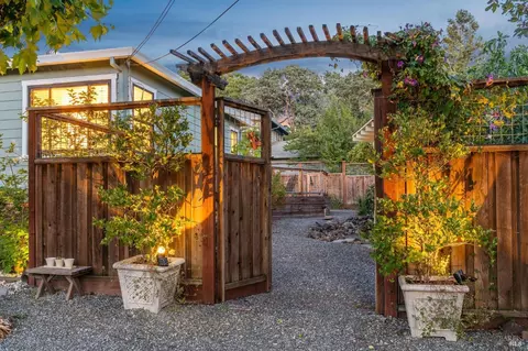 Exterior - 710 E Thomson Ave, Sonoma, CA 95476 photo 28 of 32