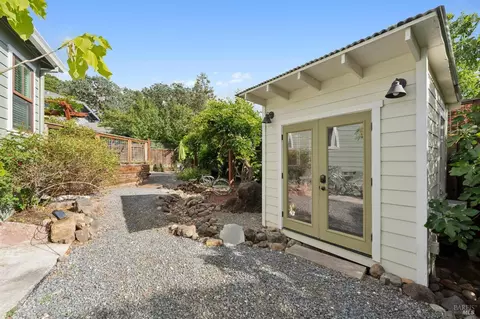 Exterior - 710 E Thomson Ave, Sonoma, CA 95476 photo 10 of 32