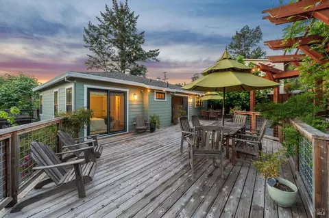 Exterior - 710 E Thomson Ave, Sonoma, CA 95476 photo 18 of 32