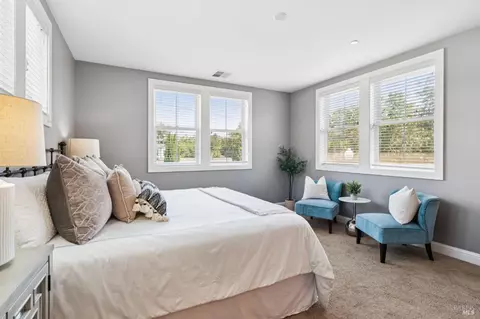 Bedroom - 117 Grayson Way, Healdsburg, CA 95448 photo 1 of 7