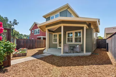 Exterior - 117 Grayson Way, Healdsburg, CA 95448 photo 3 of 12
