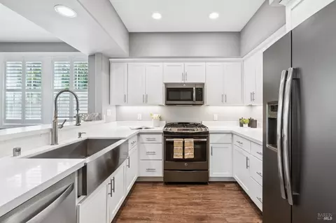 Kitchen - 117 Grayson Way, Healdsburg, CA 95448 photo 2 of 6
