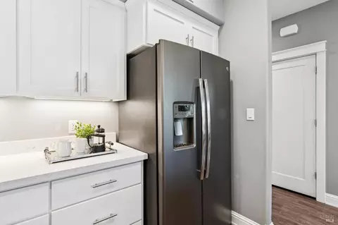 Kitchen - 117 Grayson Way, Healdsburg, CA 95448 photo 6 of 6