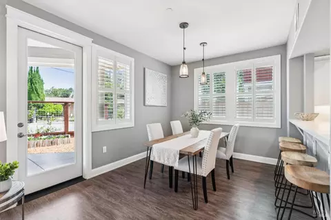 Dining - 117 Grayson Way, Healdsburg, CA 95448 photo 1 of 2