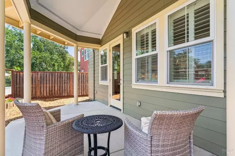 Exterior - 117 Grayson Way, Healdsburg, CA 95448 photo 7 of 12