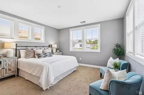 Bedroom - 117 Grayson Way, Healdsburg, CA 95448 photo 2 of 7