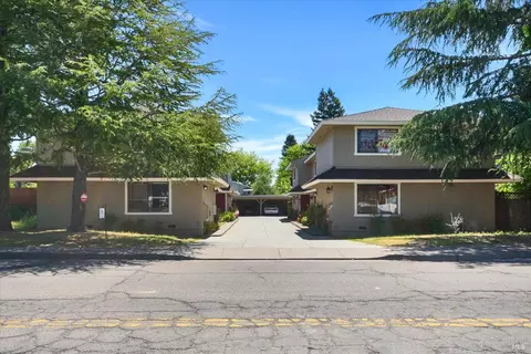 1048 7th St, Novato, CA 94945