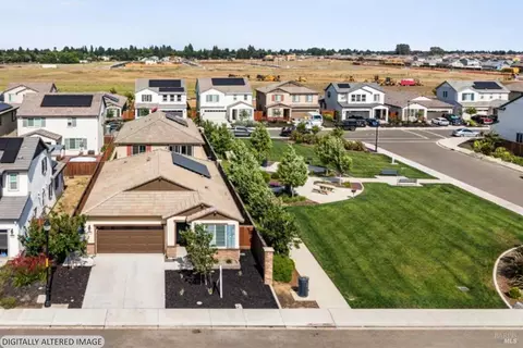 185 Morning Glory Ln, Dixon, CA 95620
