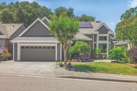132 Renz Ln, Geyserville, CA 95441