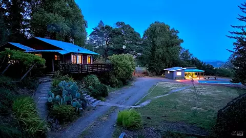 5000 Mohrhardt Ridge Rd, Cazadero, CA 95421
