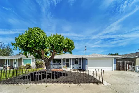 156 Sawyer St, Vallejo, CA 94589