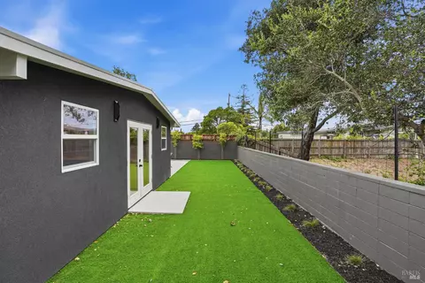 Exterior - 1408 Perkins St, Napa, CA 94559 photo 3 of 12