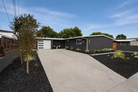Exterior - 1408 Perkins St, Napa, CA 94559 photo 2 of 12