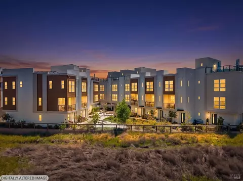 557 Valley Oaks Cir, Novato, CA 94945
