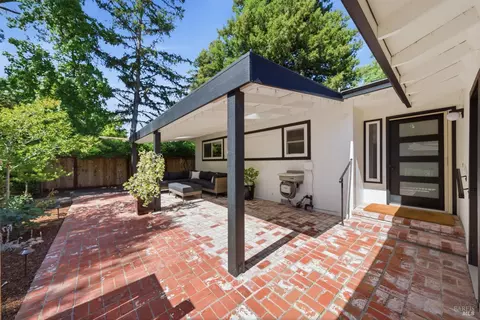Exterior - 151 Temelec Cir, Sonoma, CA 95476 photo 2 of 19