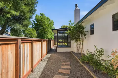 Exterior - 151 Temelec Cir, Sonoma, CA 95476 photo 9 of 19
