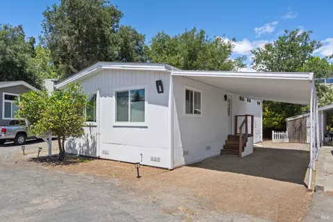 541 Mason St #8, Healdsburg, CA 95448