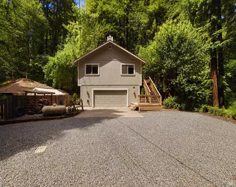 14920 Willow Rd, Guerneville, CA 95446