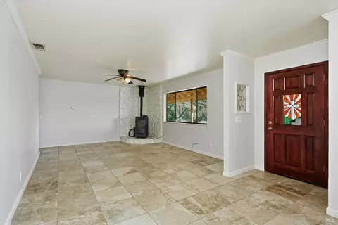 Living - 5475 Wilkinson Ave, Clearlake, CA 95422 photo 2 of 3