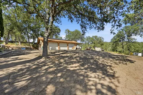 Exterior - 5475 Wilkinson Ave, Clearlake, CA 95422 photo 11 of 16