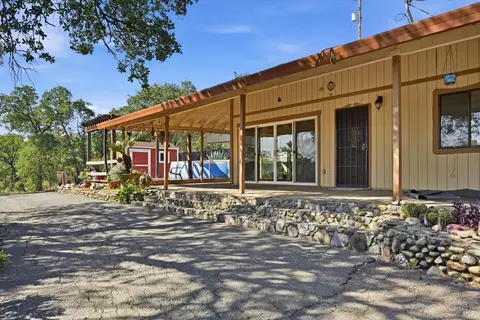 Exterior - 5475 Wilkinson Ave, Clearlake, CA 95422 photo 1 of 16