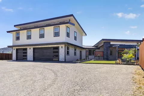 868 Sanel Dr, Ukiah, CA 95482