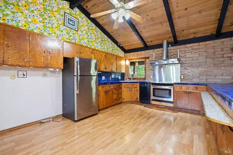 Kitchen - 19229 Orange Ave, Sonoma, CA 95476 photo 3 of 3