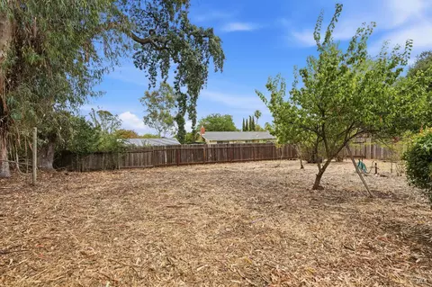 Exterior - 19229 Orange Ave, Sonoma, CA 95476 photo 12 of 17