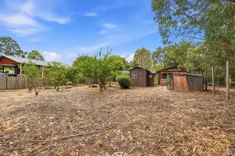 Exterior - 19229 Orange Ave, Sonoma, CA 95476 photo 9 of 17