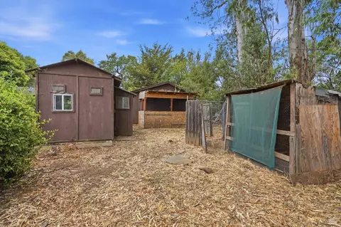 Exterior - 19229 Orange Ave, Sonoma, CA 95476 photo 11 of 17