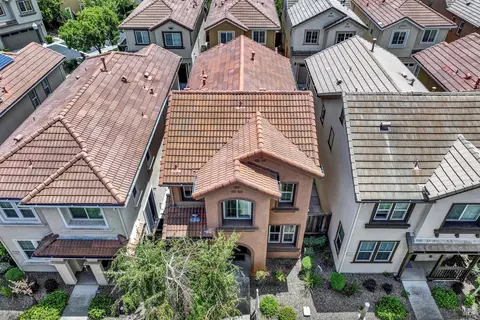 View/Area - 2732 Soho Ln, Fairfield, CA 94533 photo 1 of 5